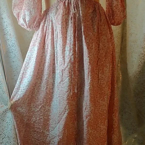 Balloon Sleeves, Open Midriff Midi - Picture 3 of 10